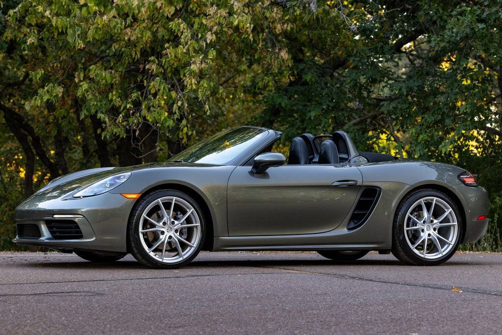 Used 2021 Porsche 718 Boxster Base w/ Premium Package image 60