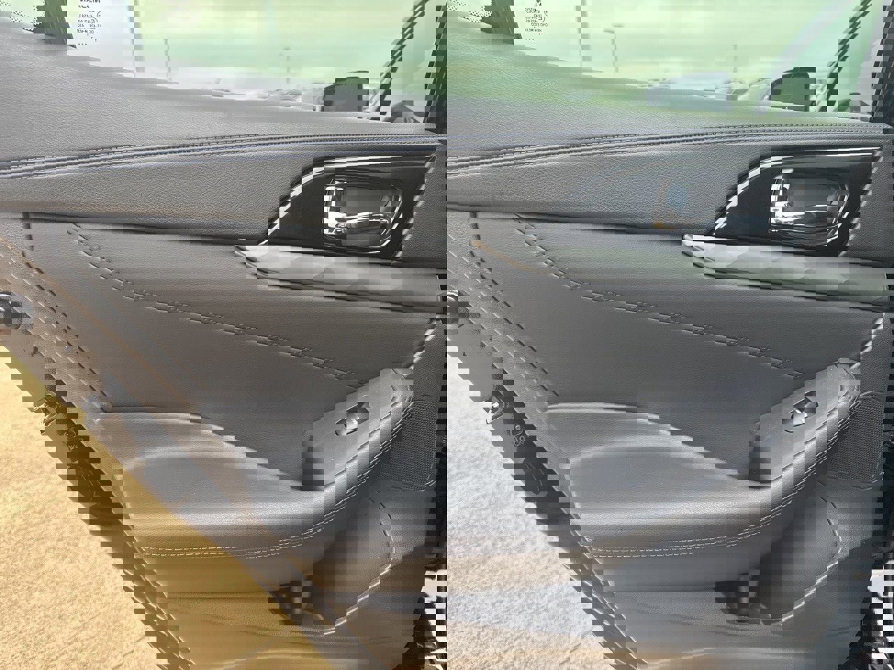 Used 2018 Nissan Maxima SR w/ Midnight Edition image 20