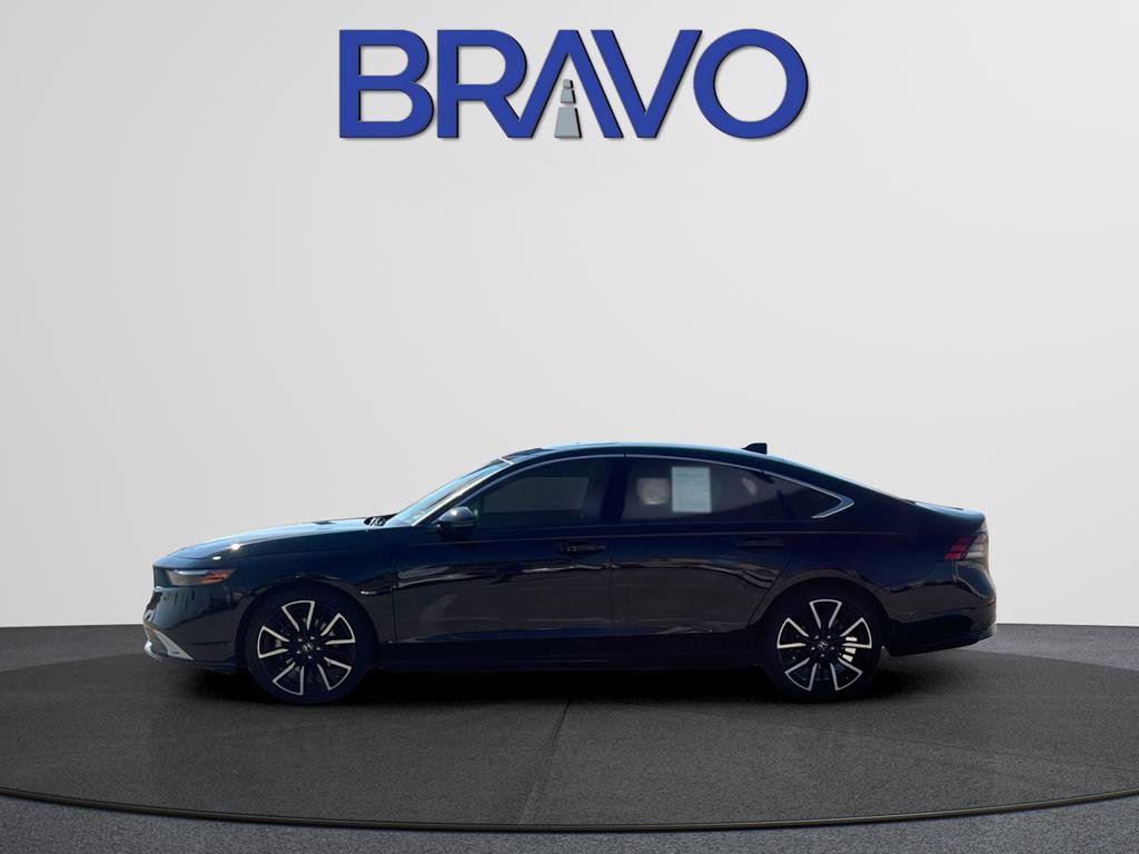 Used 2024 Honda Accord Touring image 9