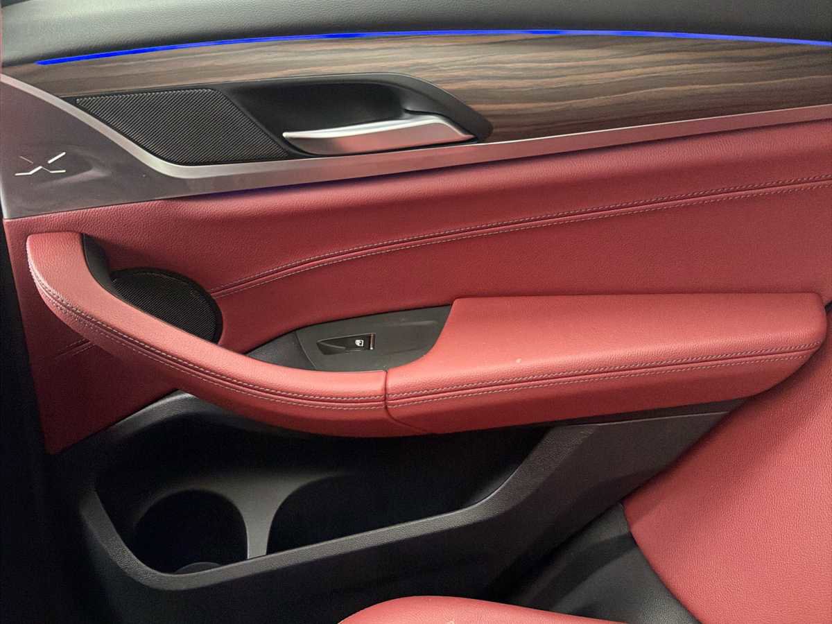 Used 2019 BMW X4 xDrive30i image 25