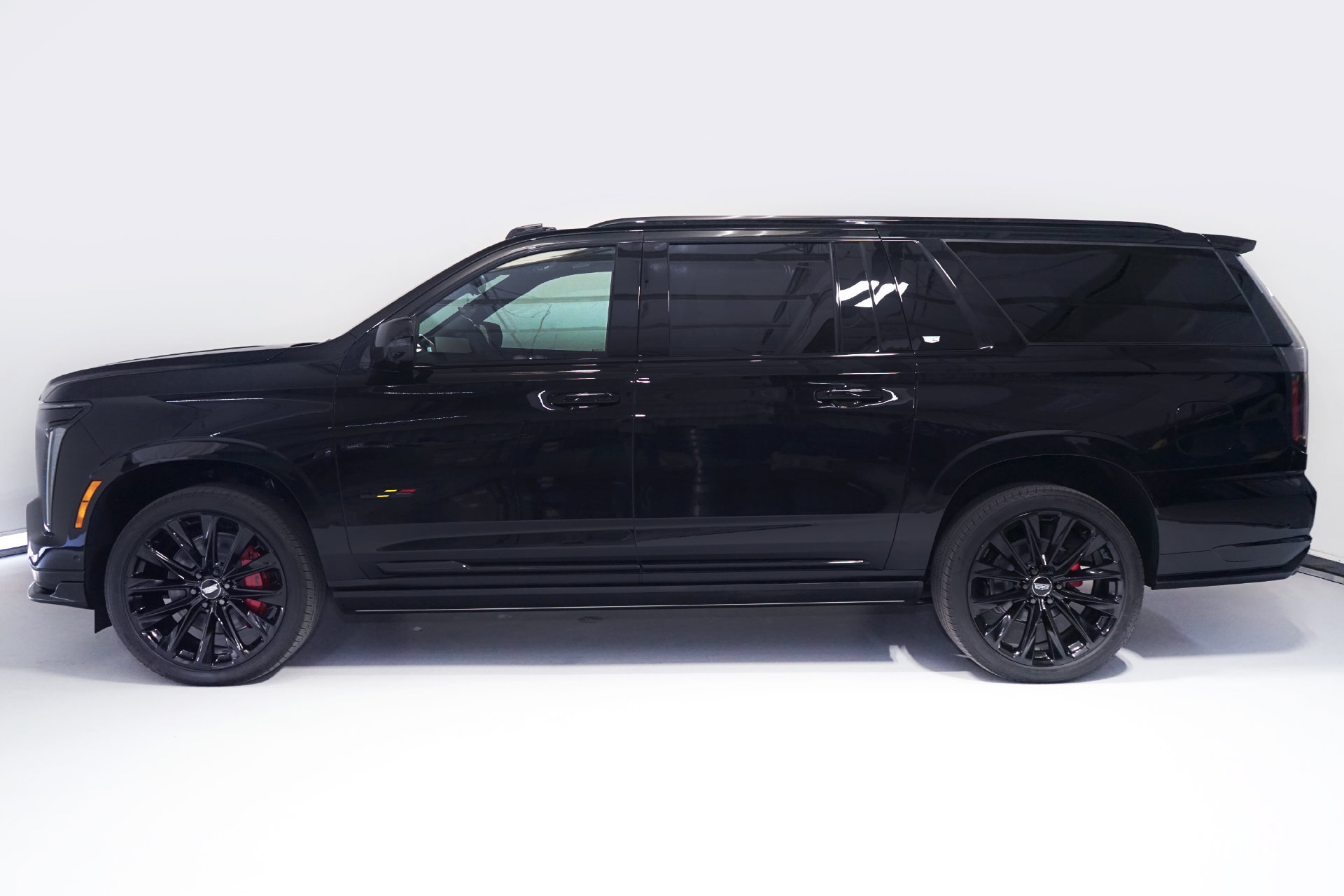 Used 2026 Cadillac Escalade ESV V AWD/4WD image 4
