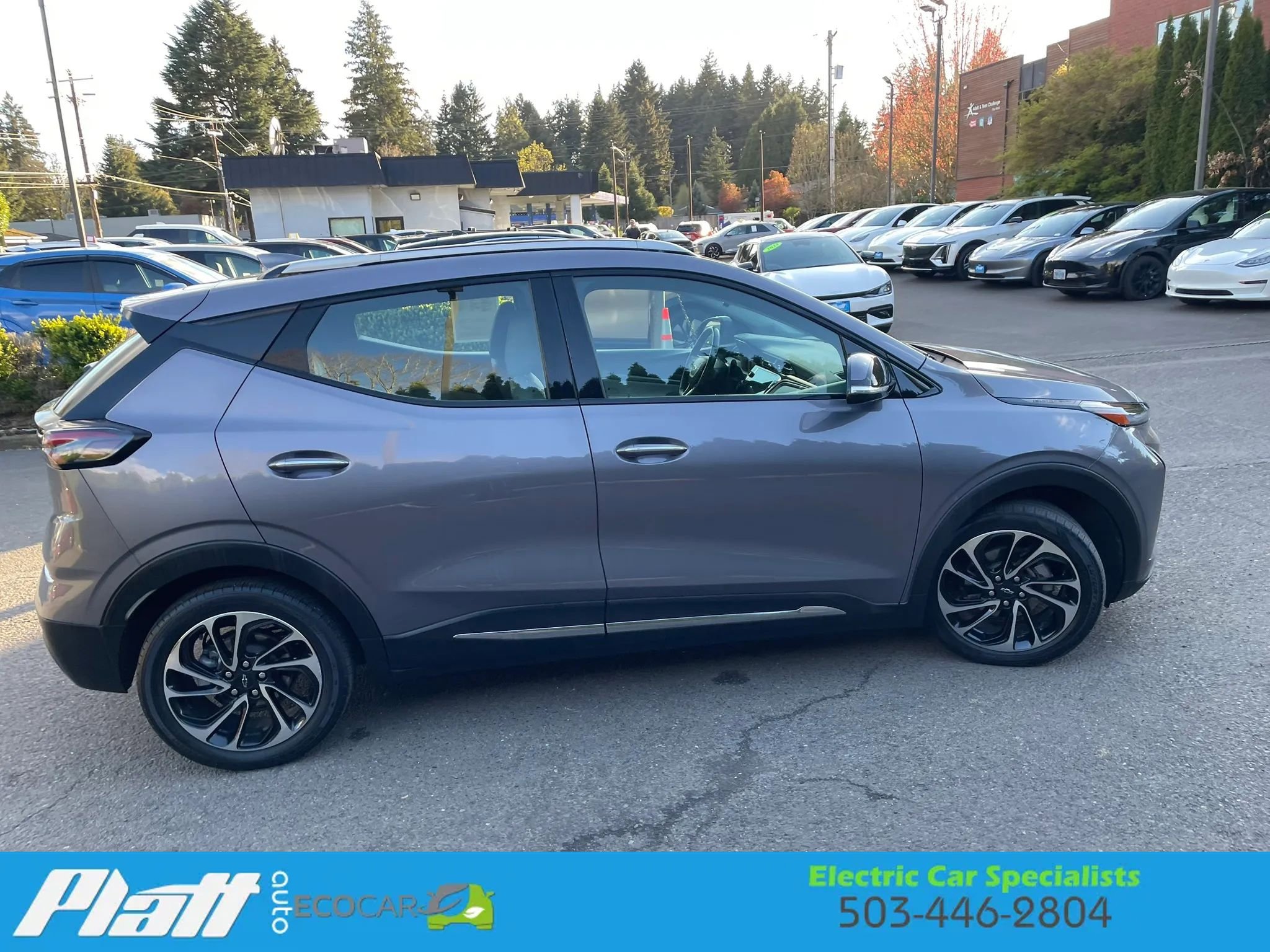 Used 2022 Chevrolet Bolt EUV Premier image 11