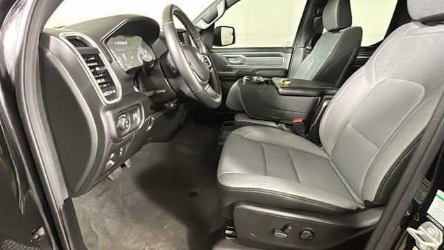 Used 2022 RAM 1500 Big Horn AWD/4WD image 12