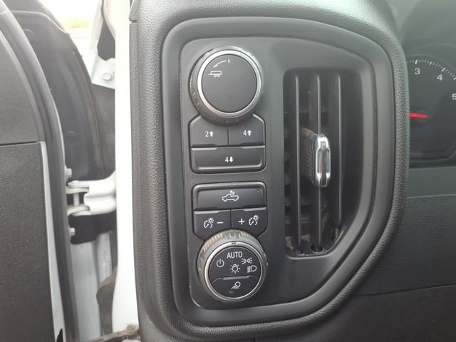Used 2022 Chevrolet Silverado 2500 Custom w/ Custom Value Package AWD/4WD image 12