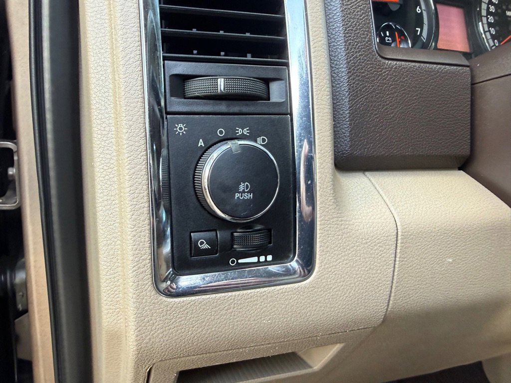 Used 2009 Dodge Ram 1500 Truck Laramie image 21