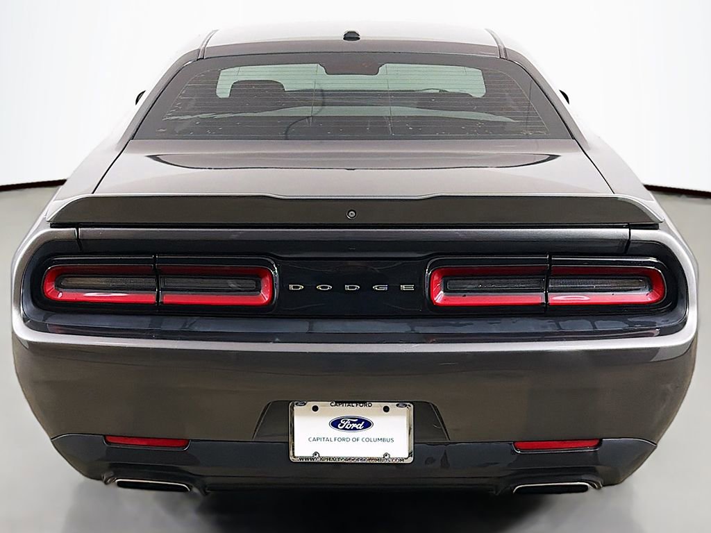 Used 2020 Dodge Challenger SXT image 7