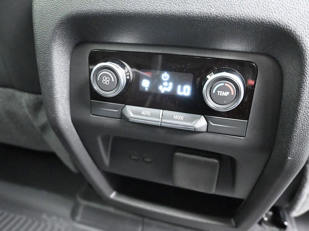 New 2026 Buick Enclave Sport Touring w/ Super Cruise Package image 9