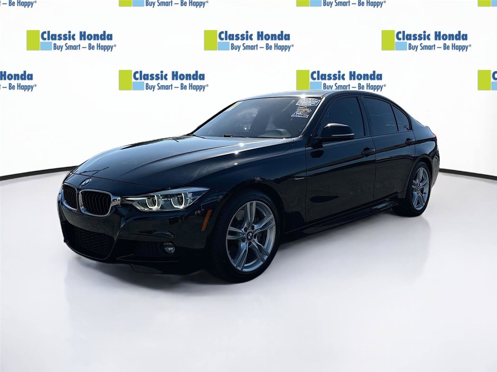 Used 2017 BMW 330i Sedan image 3