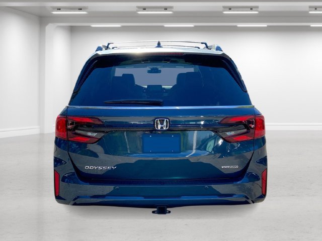New 2027 Honda Odyssey Touring image 3