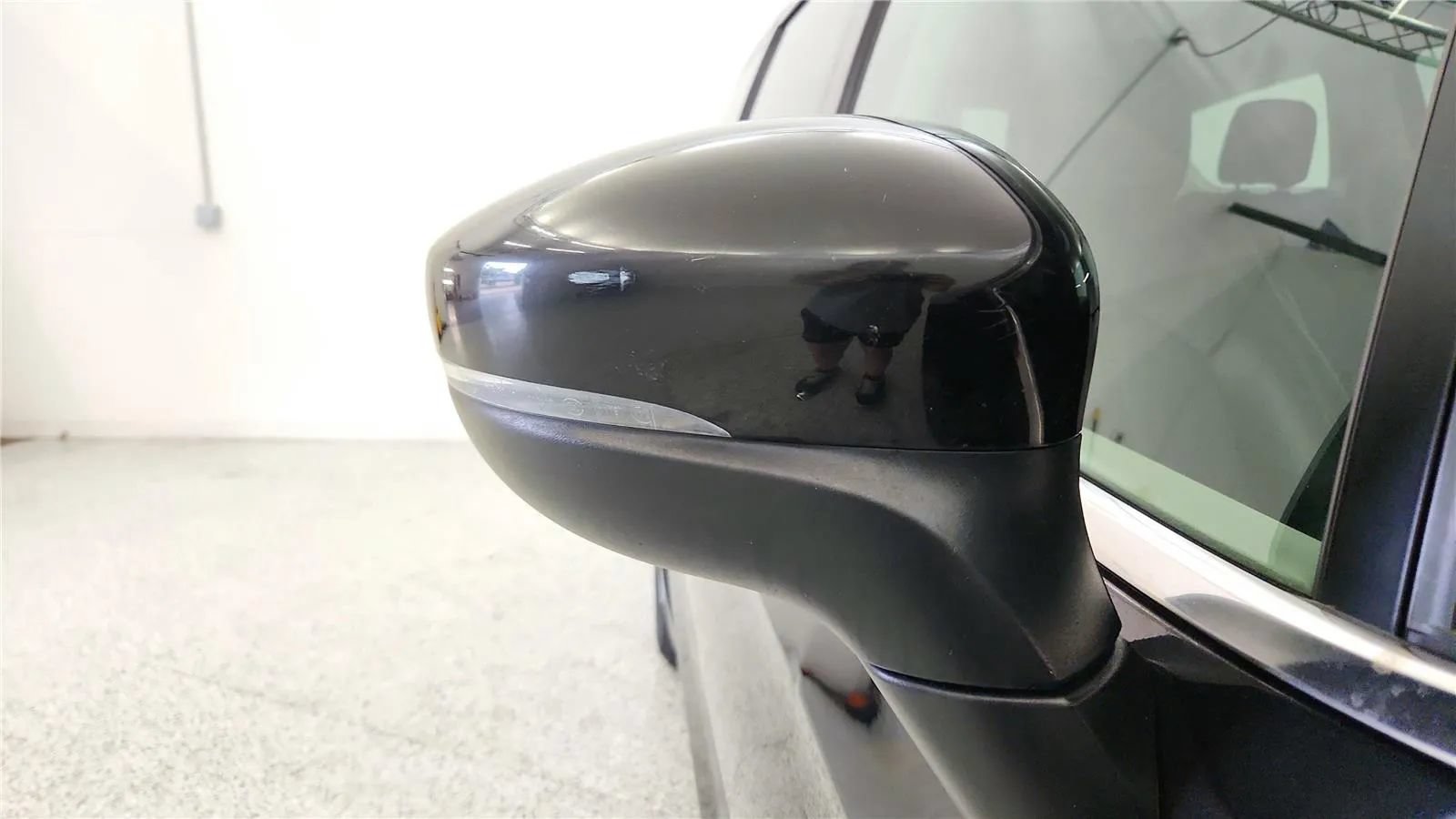 Used 2023 Chrysler Pacifica Touring-L FWD image 19
