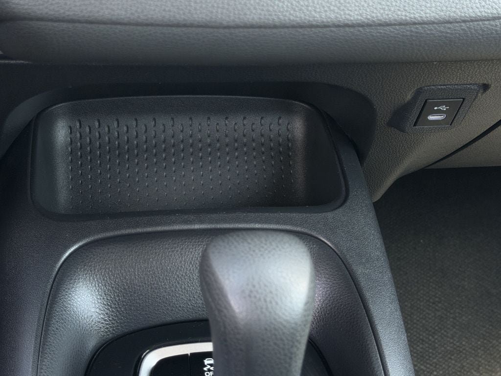 Used 2025 Toyota Corolla LE FWD image 19