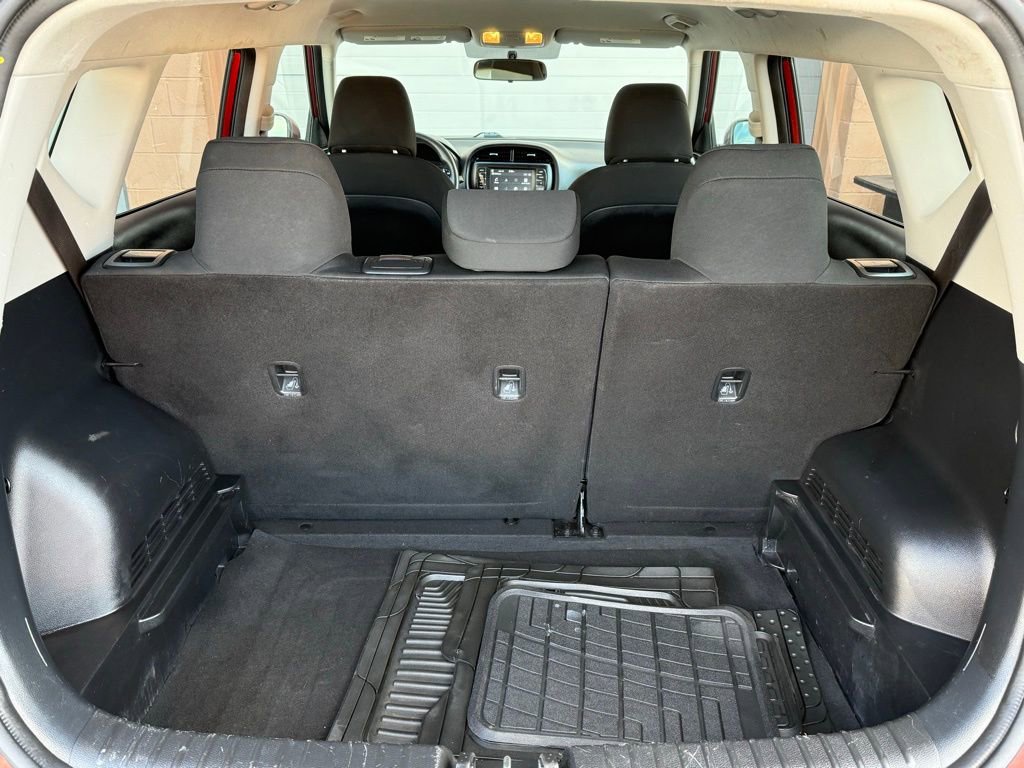 Used 2020 Kia Soul LX FWD image 15