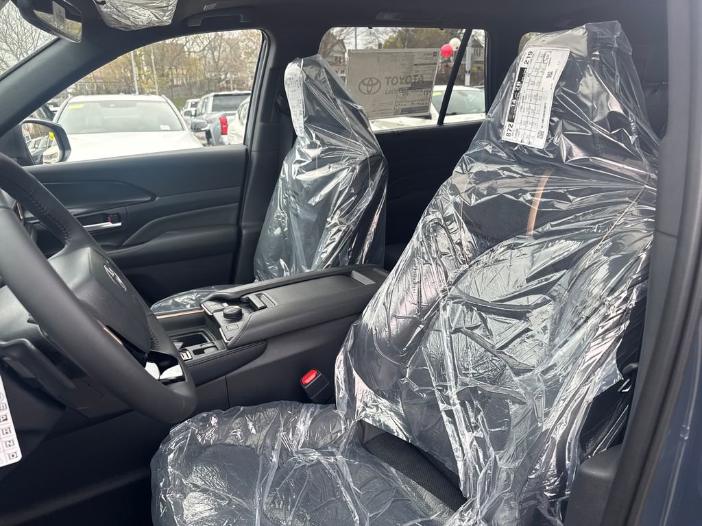 New 2026 Toyota Grand Highlander AWD Hybrid image 20