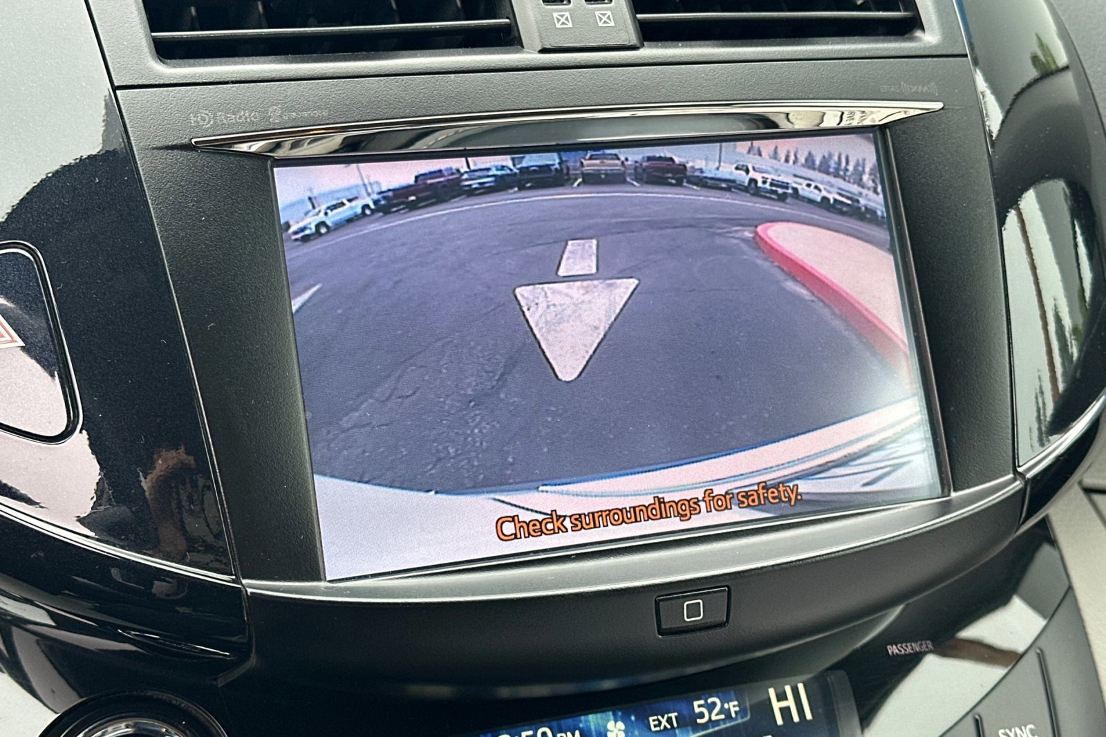 Used 2014 Toyota RAV4 EV image 20