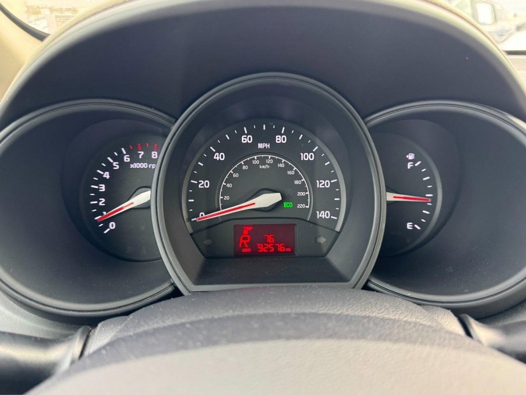 Used 2013 Kia Rio EX w/ Convenience Pkg image 22