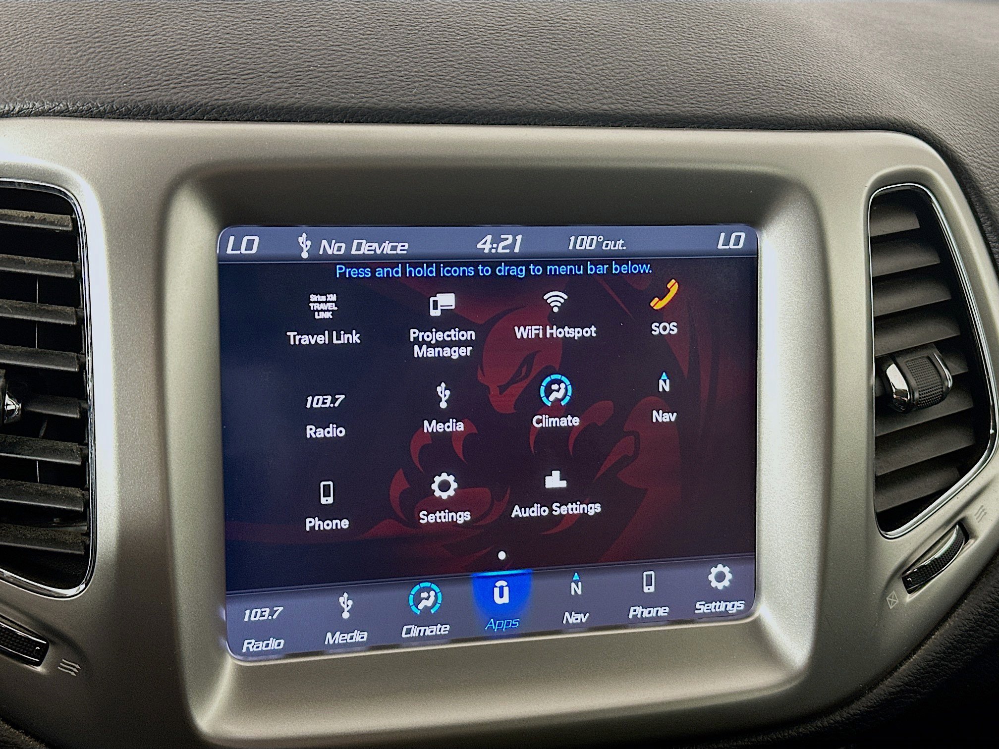 Used 2018 Jeep Compass Latitude w/ Popular Equipment Group FWD image 19