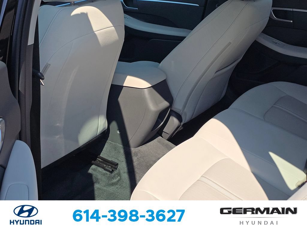 Used 2023 Hyundai Sonata SE w/ Cargo Package FWD image 20