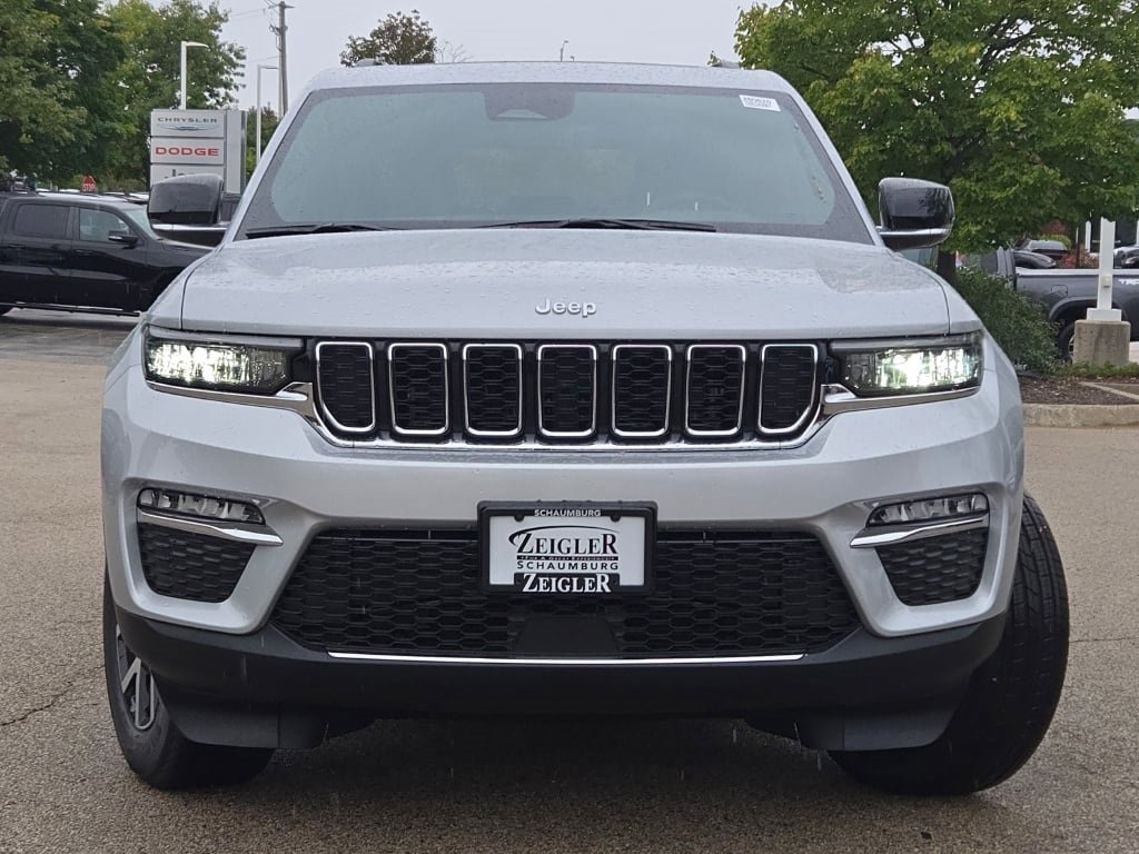 New 2025 Jeep Grand Cherokee Limited w/ MOPAR Finishing Package image 5