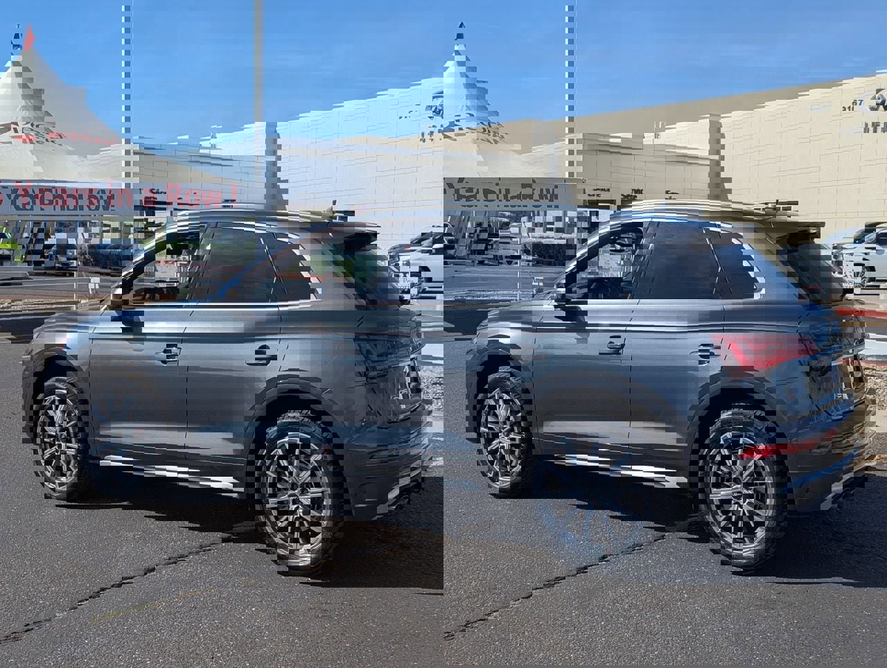 Used 2023 Audi SQ5 Premium Plus w/ Premium Plus Package image 5