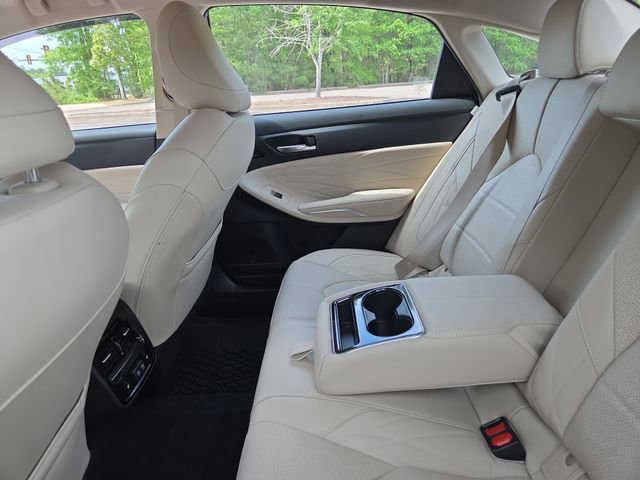 Used 2019 Toyota Avalon Limited w/ Advanced Safety Package image 10
