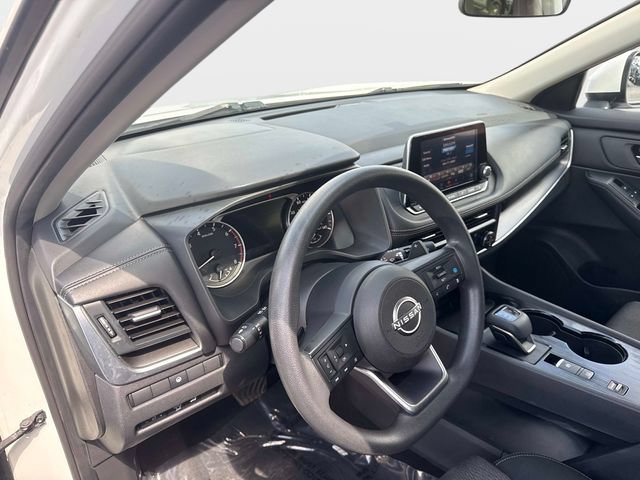 Used 2024 Nissan Rogue SV FWD image 18
