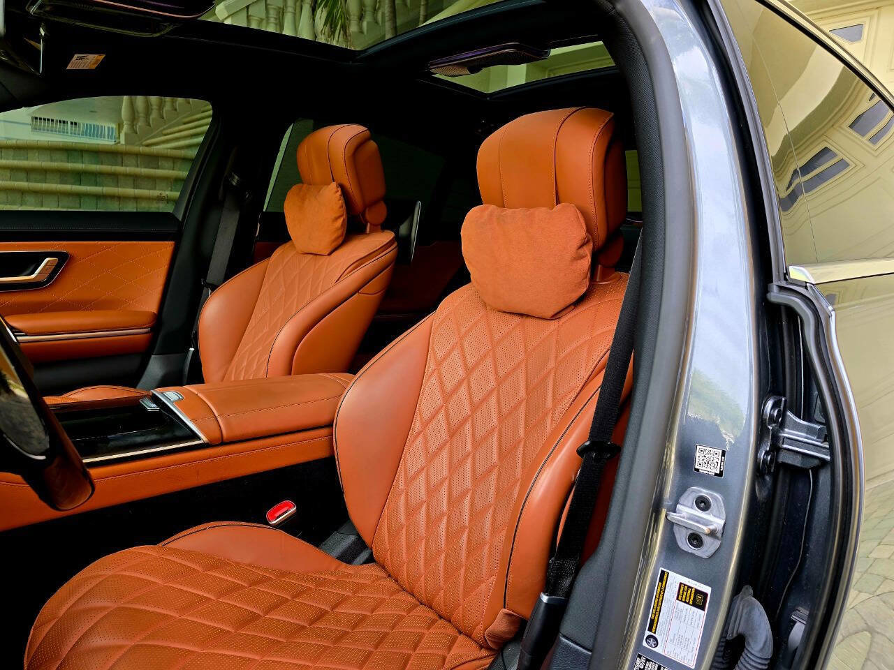 Used 2022 Mercedes-Benz S 580 4MATIC Sedan w/ Rear Seat Package image 69