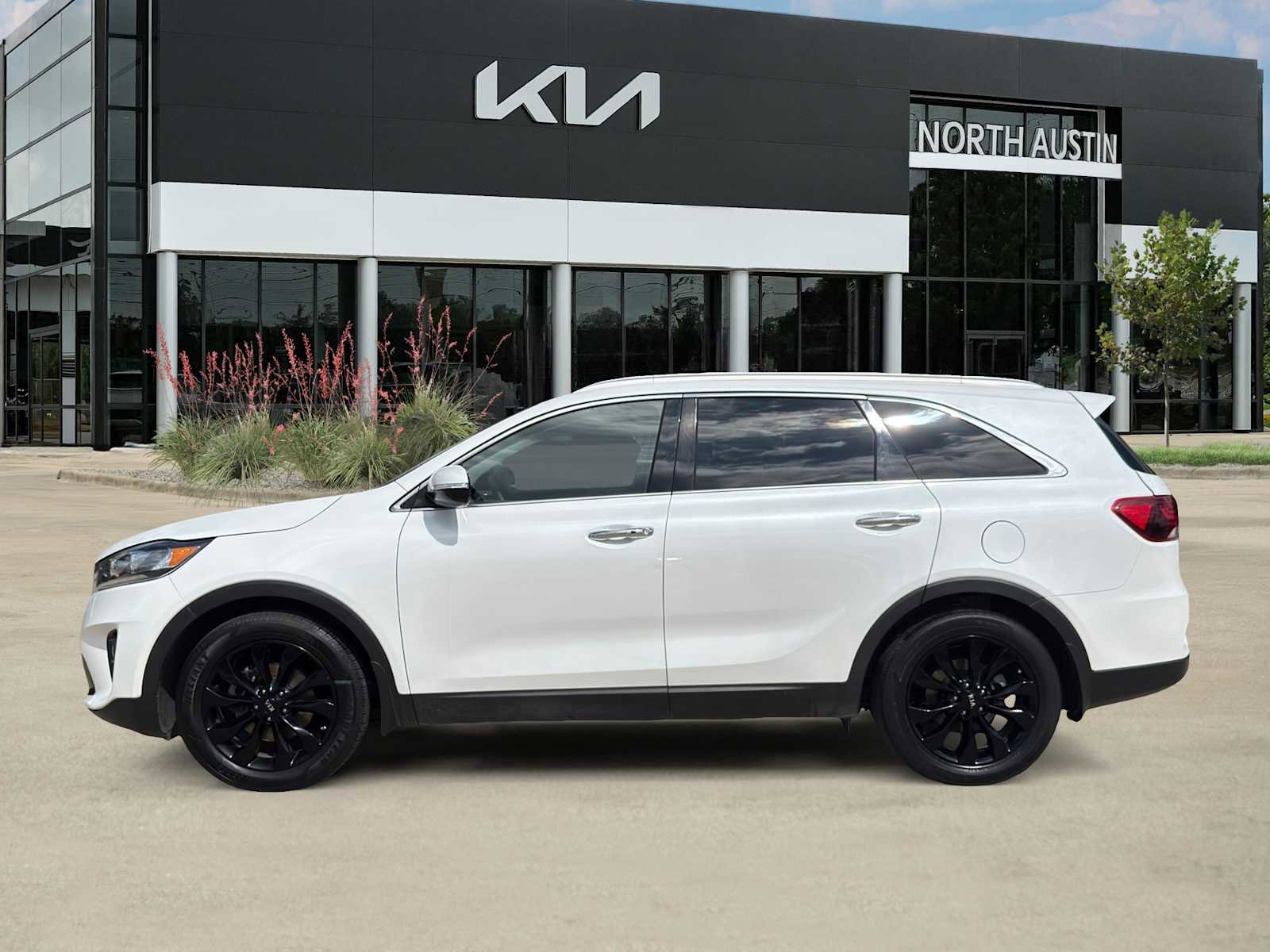Used 2020 Kia Sorento EX image 4