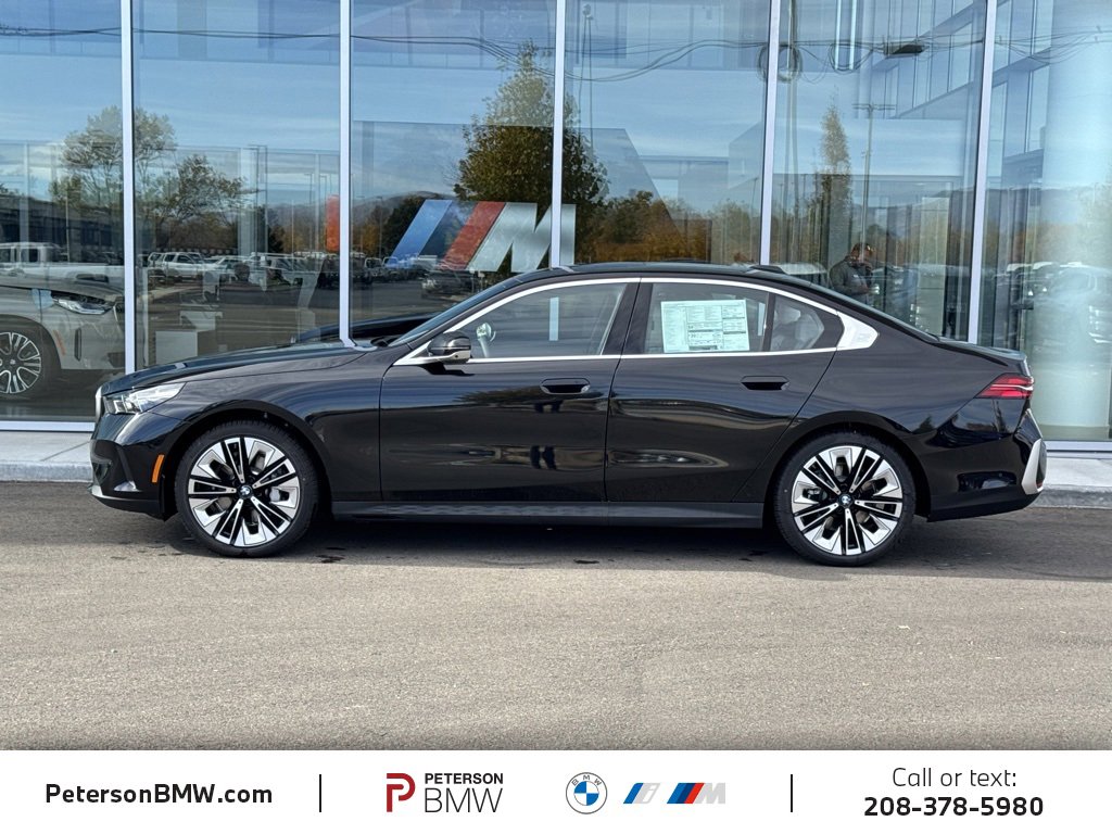 New 2026 BMW 530i xDrive image 3