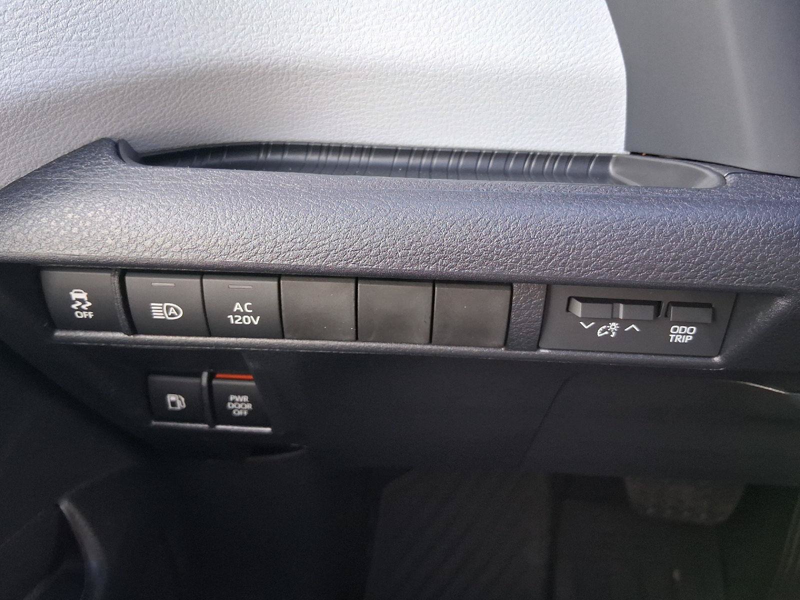 New 2026 Toyota Sienna XSE FWD image 35