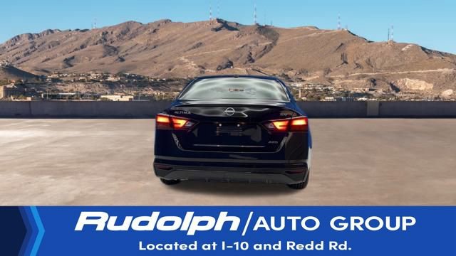 Used 2024 Nissan Altima 2.5 SV image 4