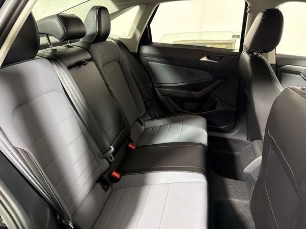 New 2026 Volkswagen Jetta SE FWD image 16