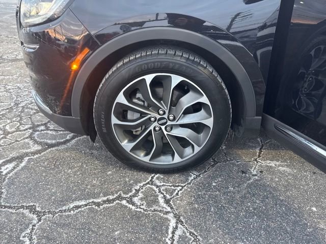 Used 2021 Lincoln Nautilus Reserve w/ Cargo Utility Package image 31