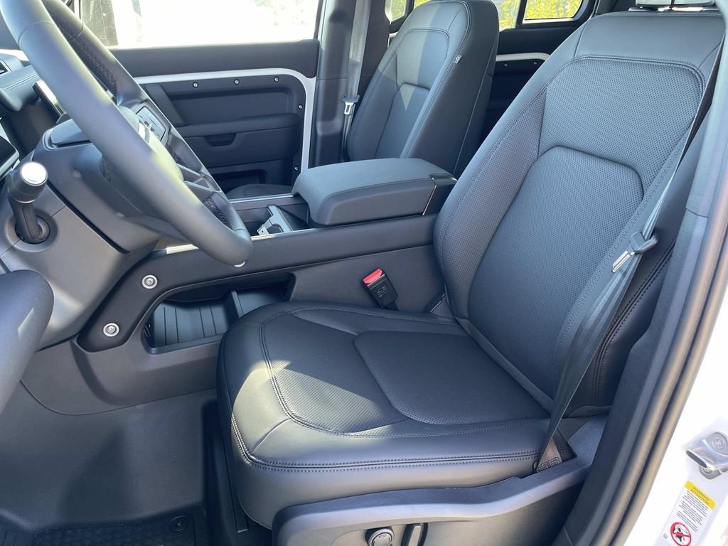 New 2026 Land Rover Defender 110 S AWD/4WD image 11