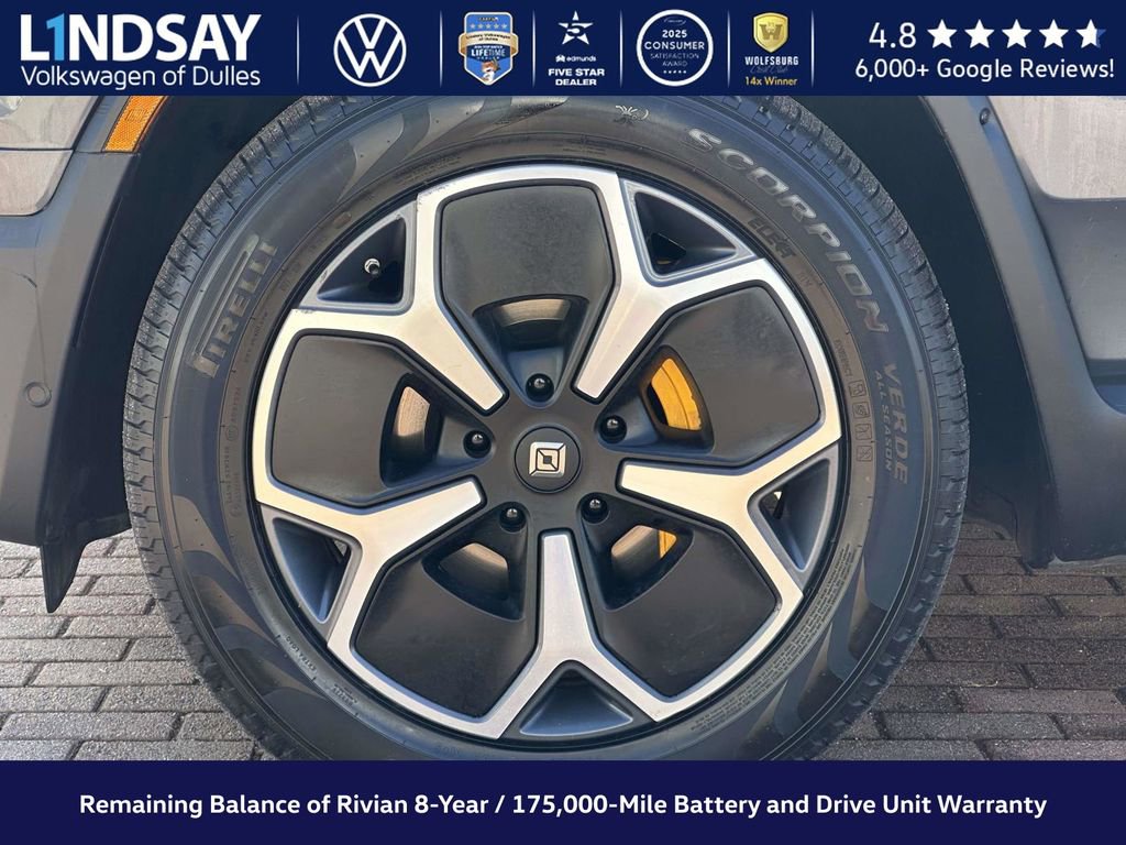 Used 2022 Rivian R1T Adventure image 8