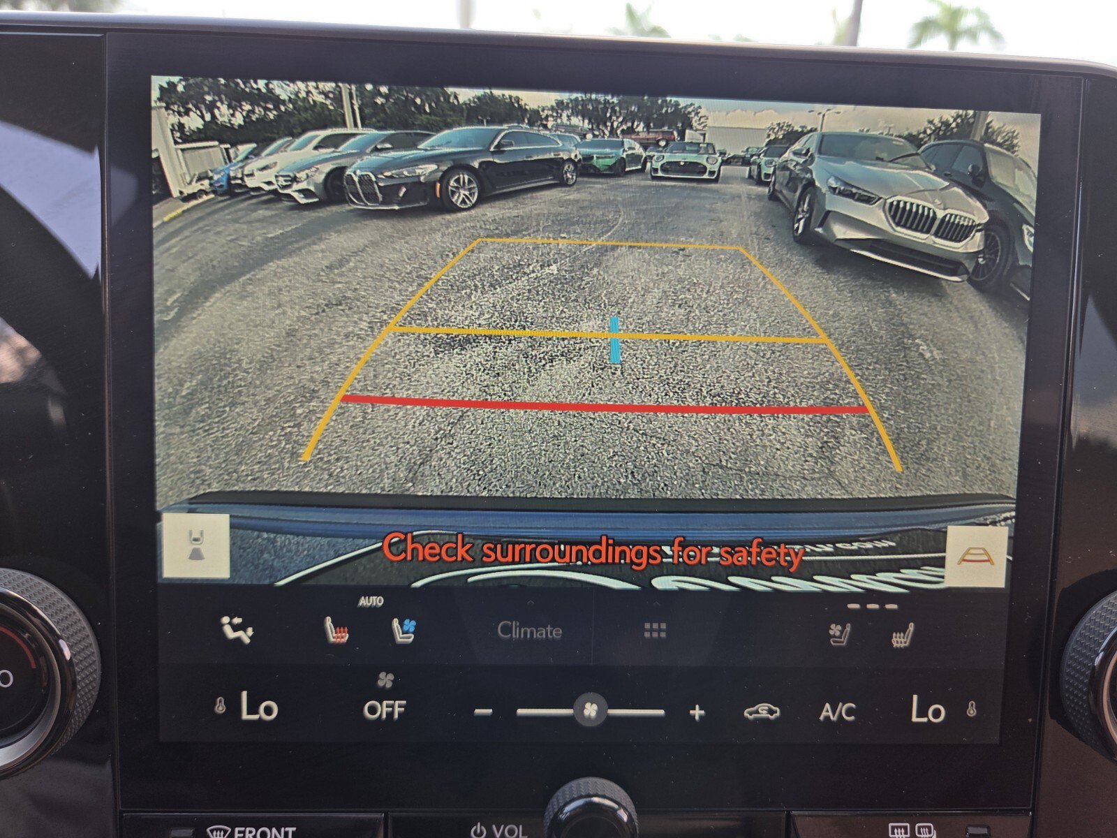 Used 2025 Lexus NX 250 FWD w/ Towing Package (2000 Lbs) image 23