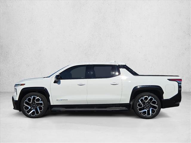 New 2024 Chevrolet Silverado EV RST image 5