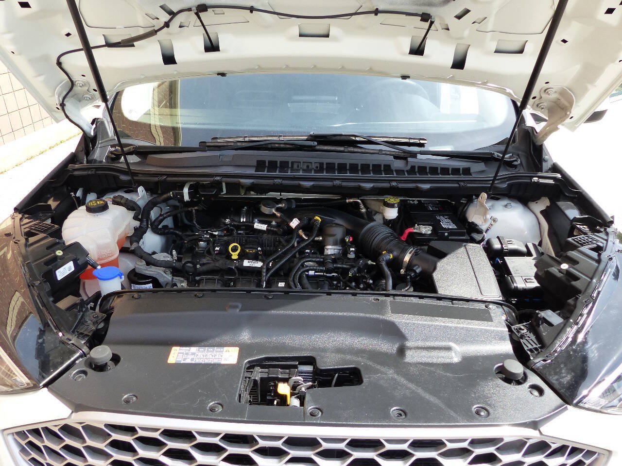 Used 2023 Ford Edge SEL AWD/4WD image 16