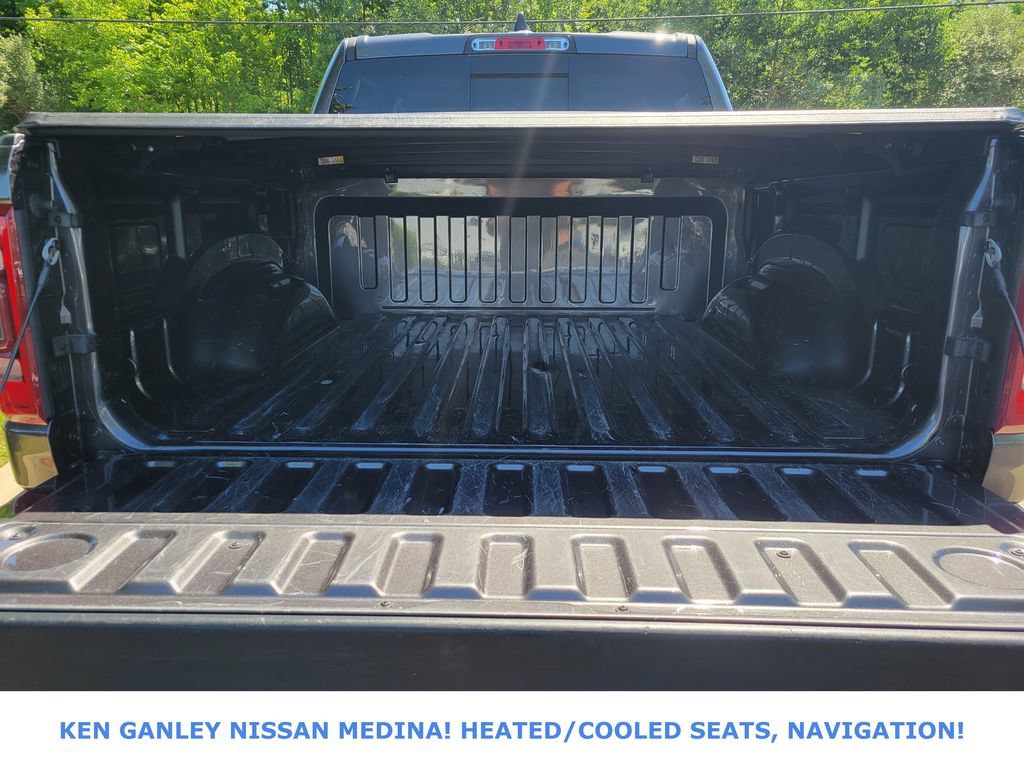 Used 2024 RAM 1500 Laramie AWD/4WD image 5