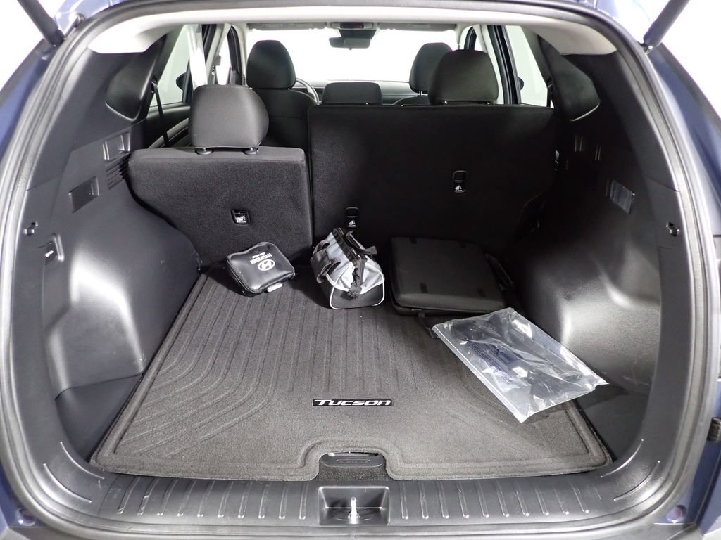 Used 2025 Hyundai Tucson SEL AWD/4WD image 16