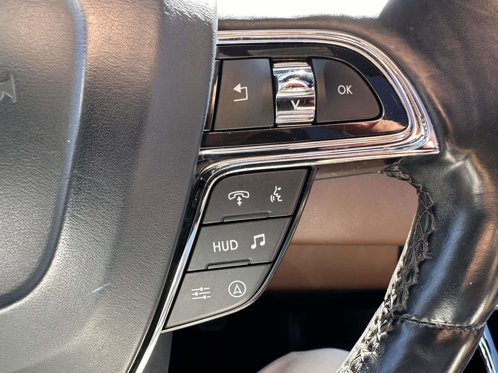 Used 2023 Lincoln Navigator L Reserve image 21