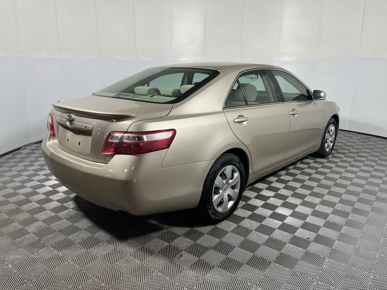 Used 2008 Toyota Camry LE FWD image 8