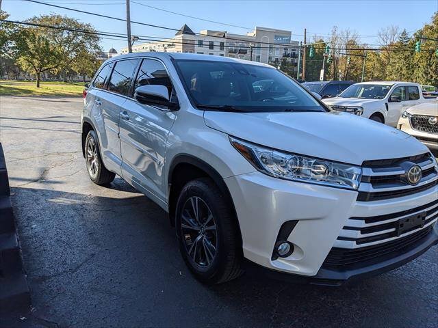 Used 2017 Toyota Highlander Plus w/ Protection Package #3 AWD/4WD image 7