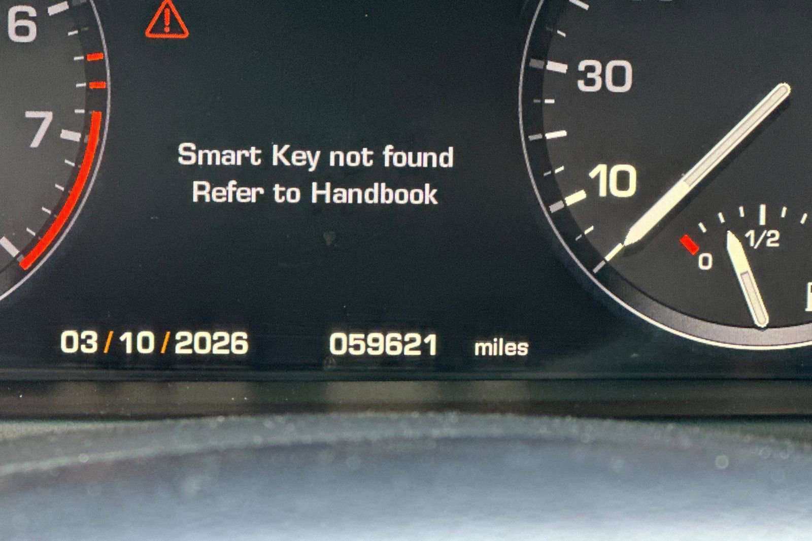 Used 2011 Land Rover Range Rover Supercharged AWD/4WD image 33