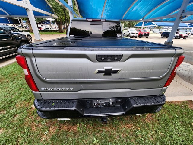 Used 2024 Chevrolet Silverado 1500 LT Trail Boss w/ Convenience Package II AWD/4WD image 5