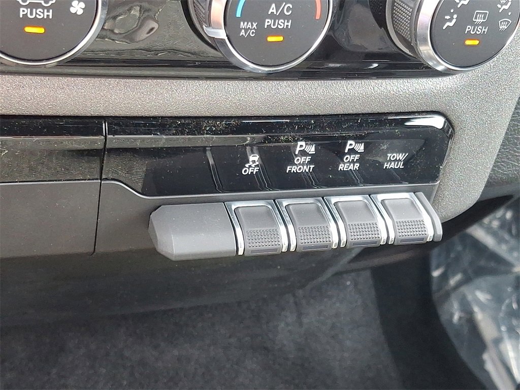 New 2025 RAM 1500 Tradesman w/ Night Edition image 15