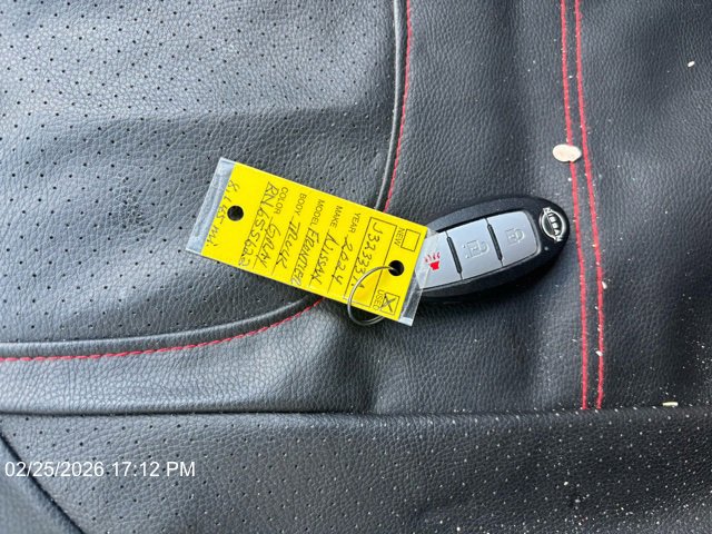 Used 2024 Nissan Frontier Pro-X image 11