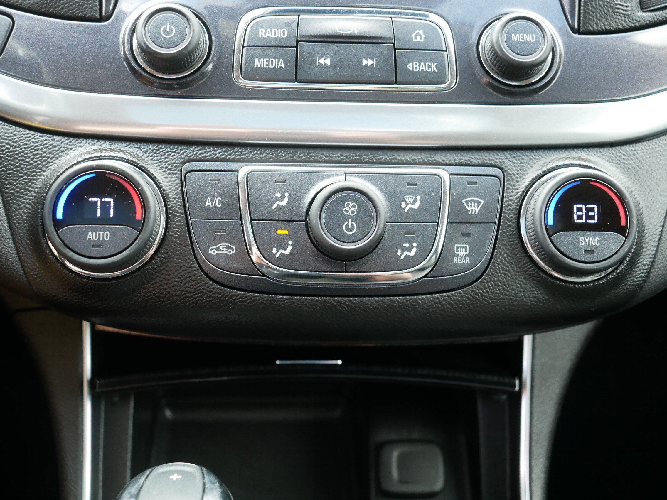 Used 2017 Chevrolet Impala LT w/ Convenience Package FWD image 23
