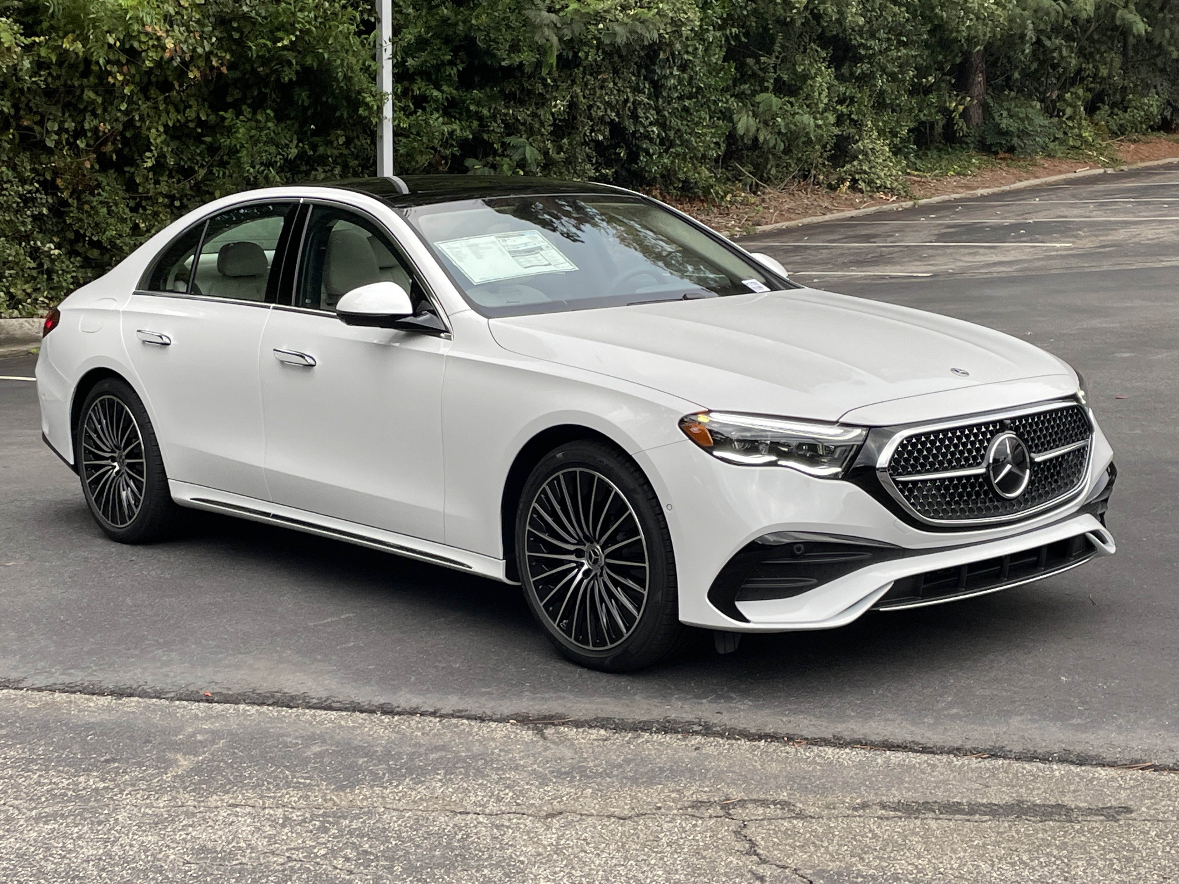 New 2026 Mercedes-Benz E 350 Sedan image 4