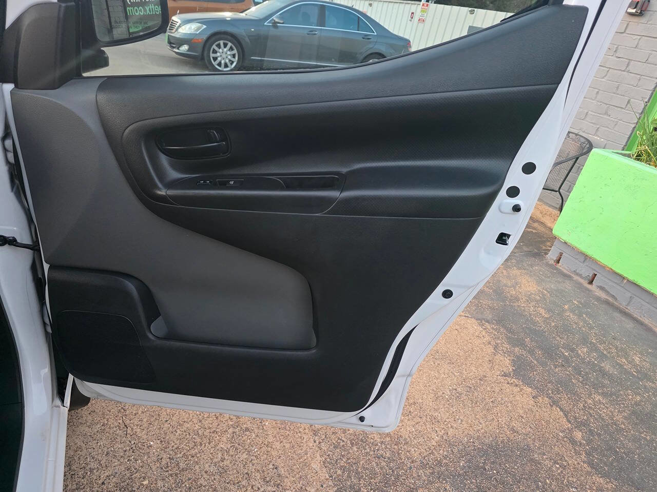 Used 2017 Nissan NV200 SV w/ Technology Package image 17