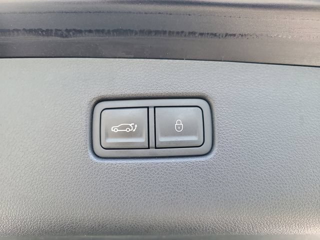 Used 2025 Genesis GV70 2.5T AWD/4WD image 6